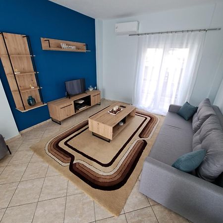 Two Bedroom Apartment In The Center Of Giannina Esterno foto